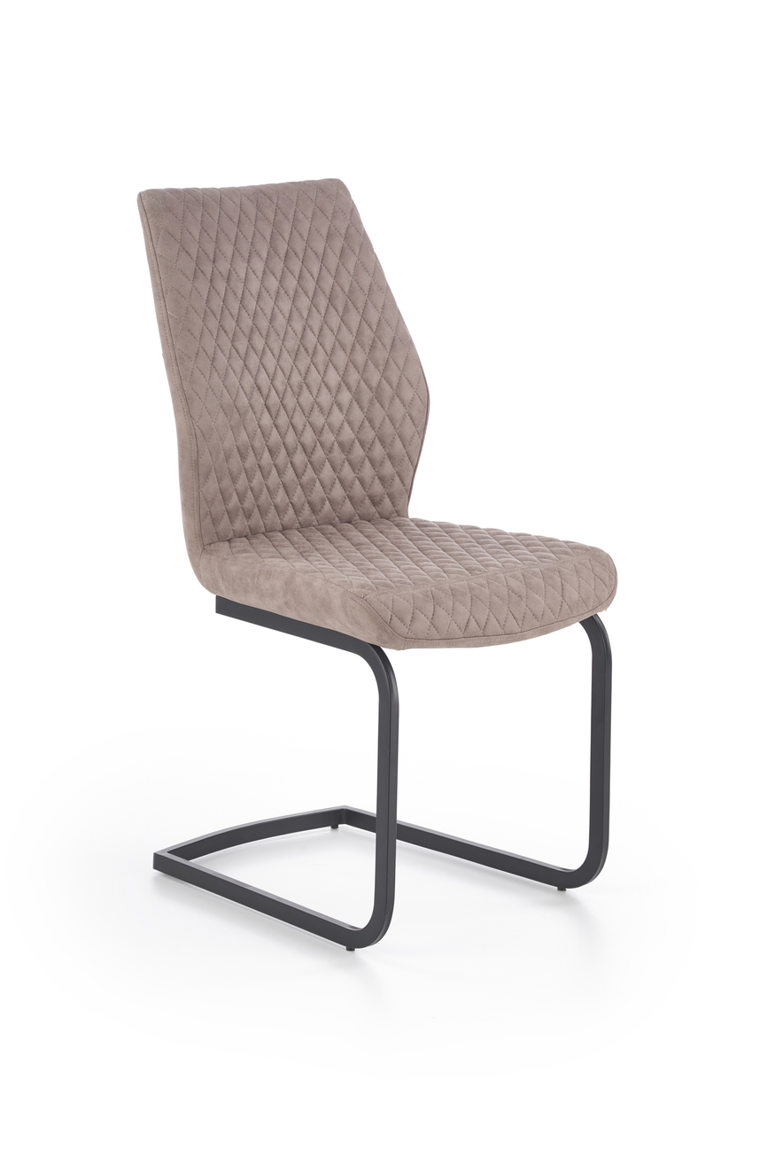 K272 chair