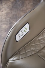 DOPIO massage chair, color: brown / beige